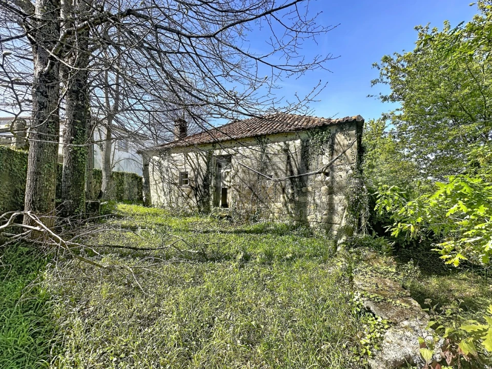 Moradia T3 para Venda em Venade e Azevedo Foto 2