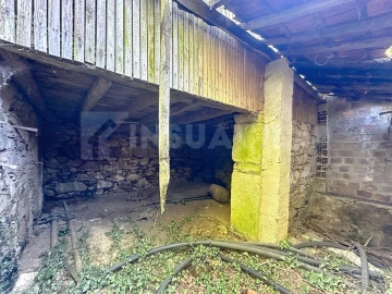 Moradia T3 para Venda em Venade e Azevedo