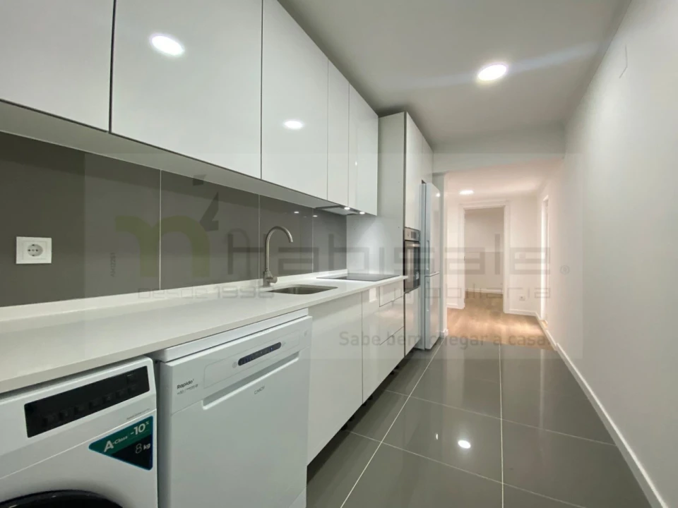 Apartamento T3 para Venda em Águas Livres Foto 10