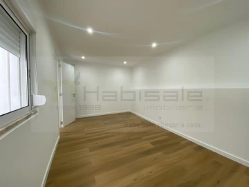 Apartamento T3 para Venda em Águas Livres