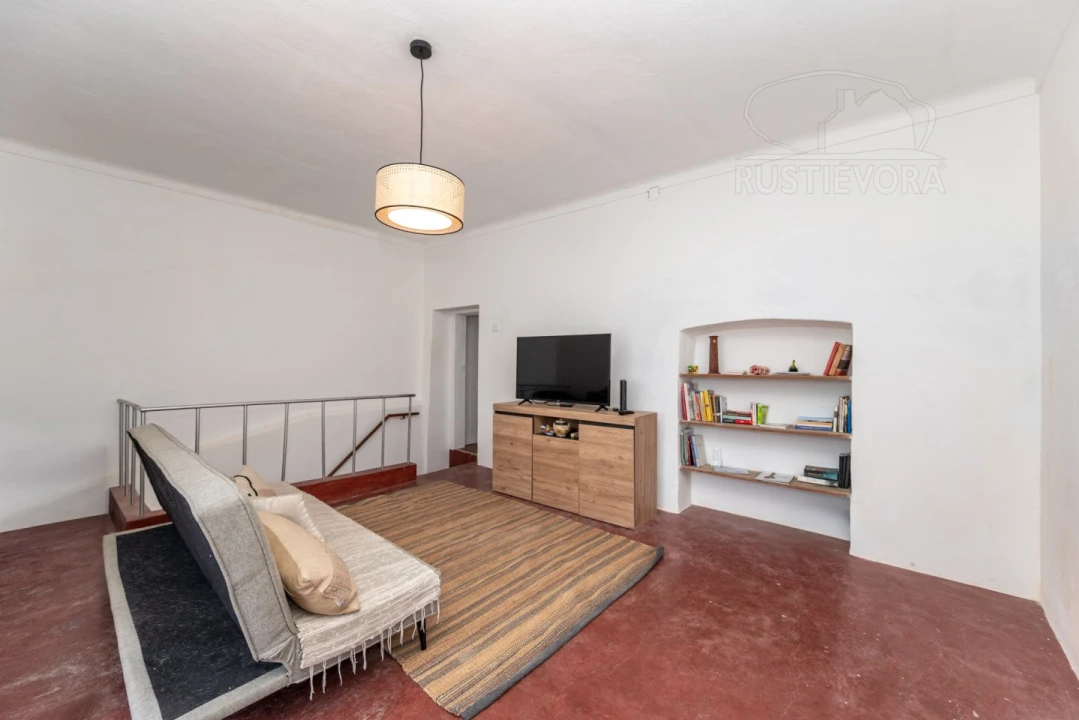 Moradia T2 para Venda em Cabeção Foto 12