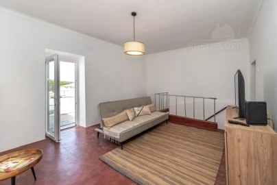 Moradia T2 para Venda em Cabeção