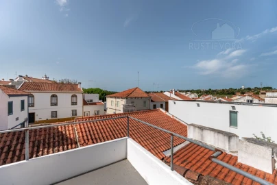 Moradia T2 para Venda em Cabeção