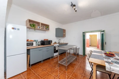 Moradia T2 para Venda em Cabeção