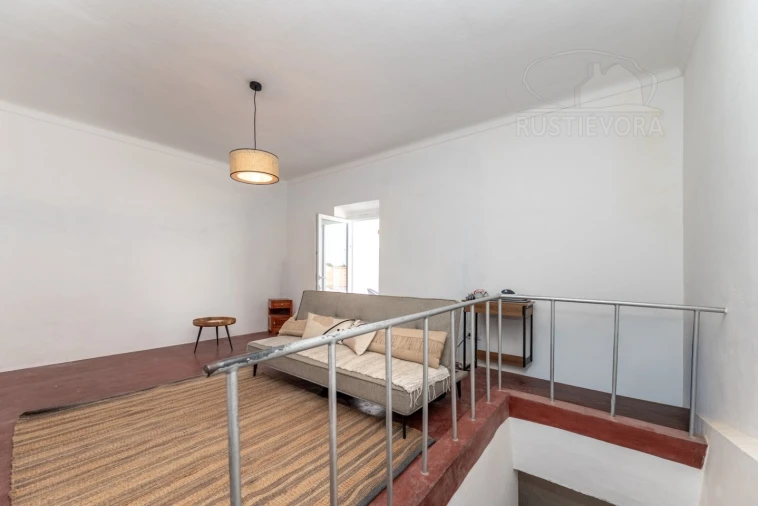 Moradia T2 para Venda em Cabeção Foto 11