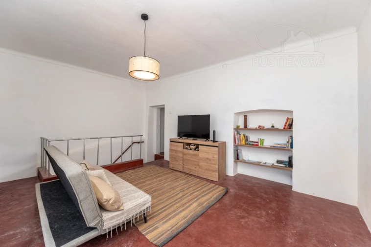 Moradia T2 para Venda em Cabeção Foto 12