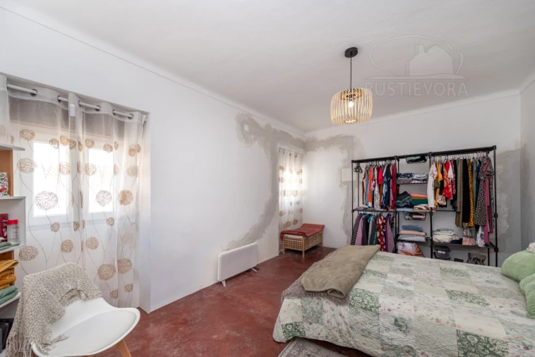 Moradia T2 para Venda em Cabeção Foto 17