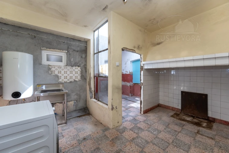 Moradia T2 para Venda em Cabeção Foto 22