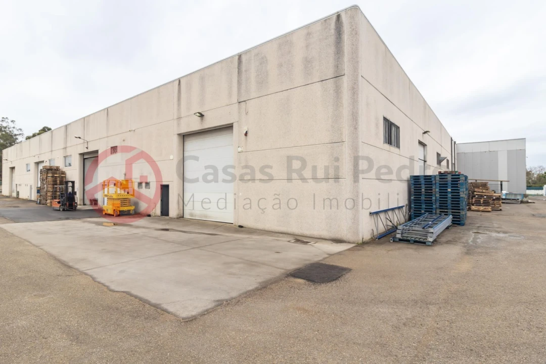 Armazém para Venda em Quinta do Anjo Foto 28
