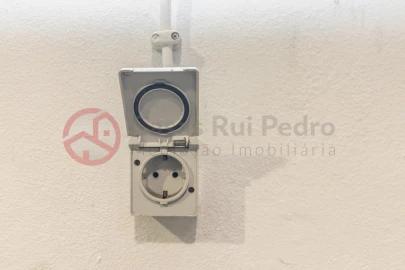 Armazém para Venda em Quinta do Anjo