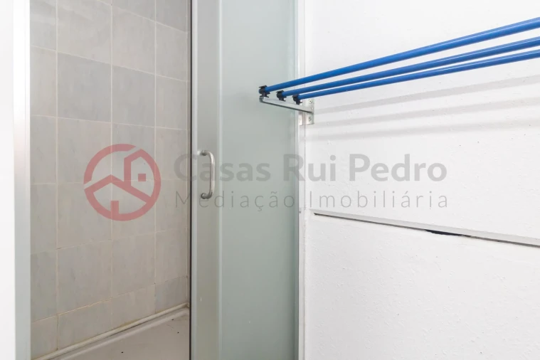 Armazém para Venda em Quinta do Anjo Foto 22