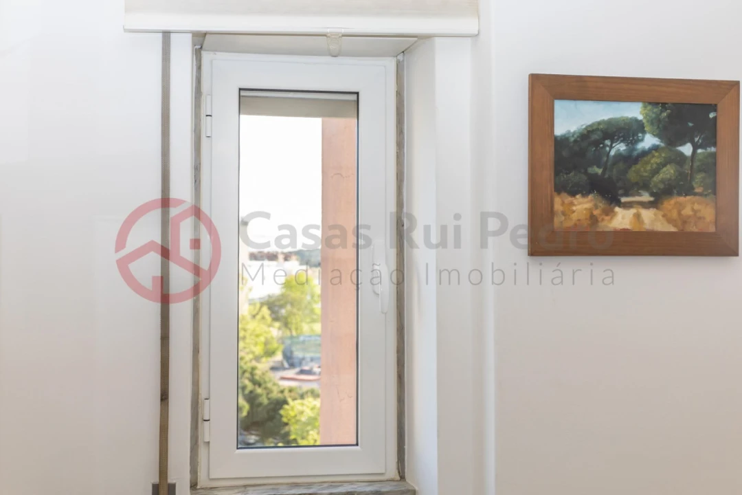 Apartamento T1 para Venda em Amora Foto 7