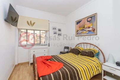 Apartamento T1 para Venda em Amora