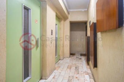 Apartamento T1 para Venda em Amora