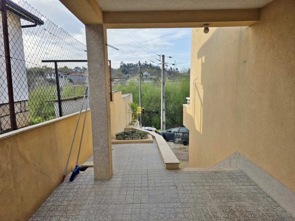 Moradia T3 para Venda em Penafiel Foto 25