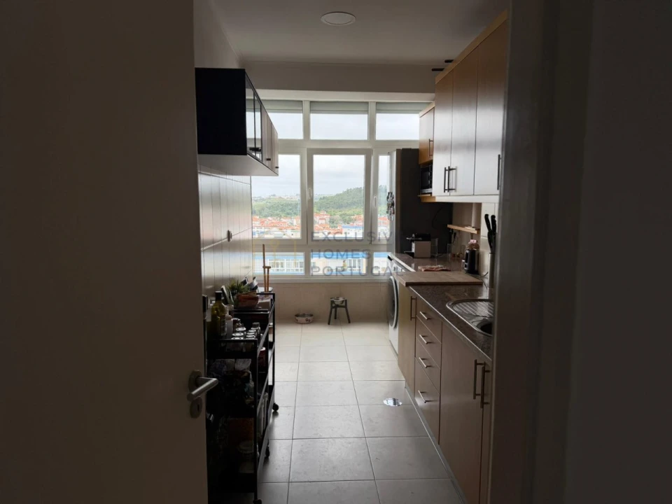 Apartamento T2 para Venda em Carnaxide e Queijas Foto 14
