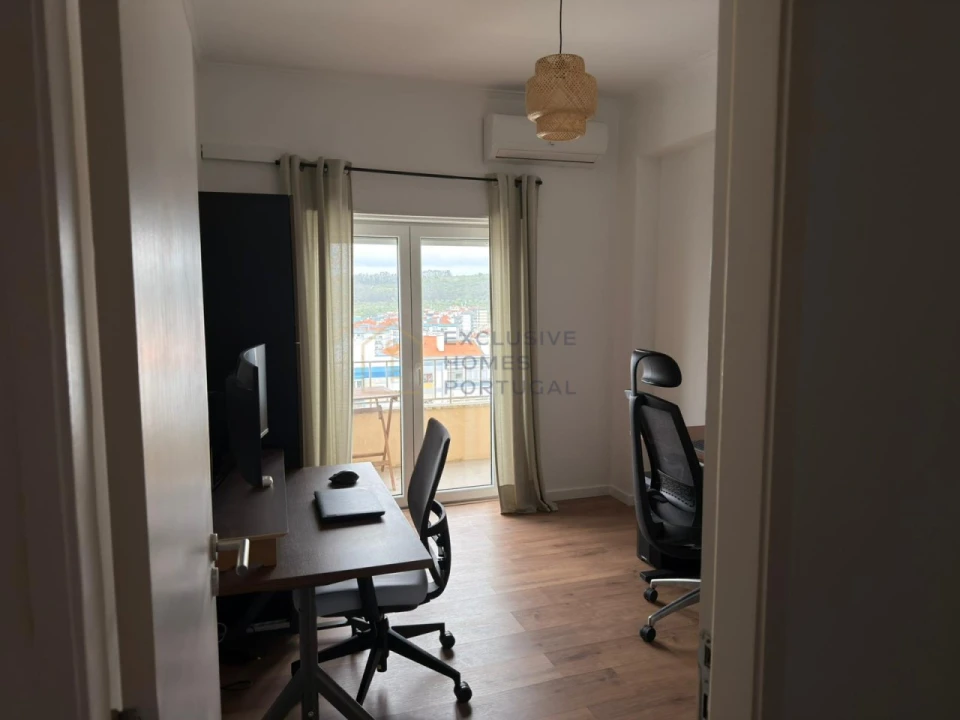 Apartamento T2 para Venda em Carnaxide e Queijas Foto 19