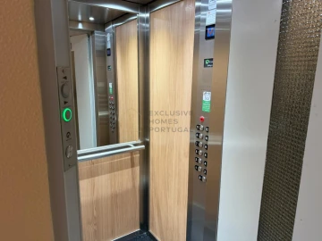 Apartamento T2 para Venda em Carnaxide e Queijas