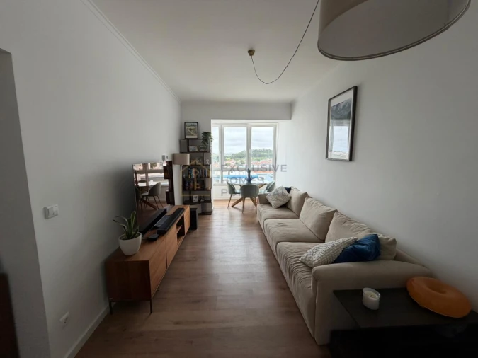 Apartamento T2 para Venda em Carnaxide e Queijas Foto 9