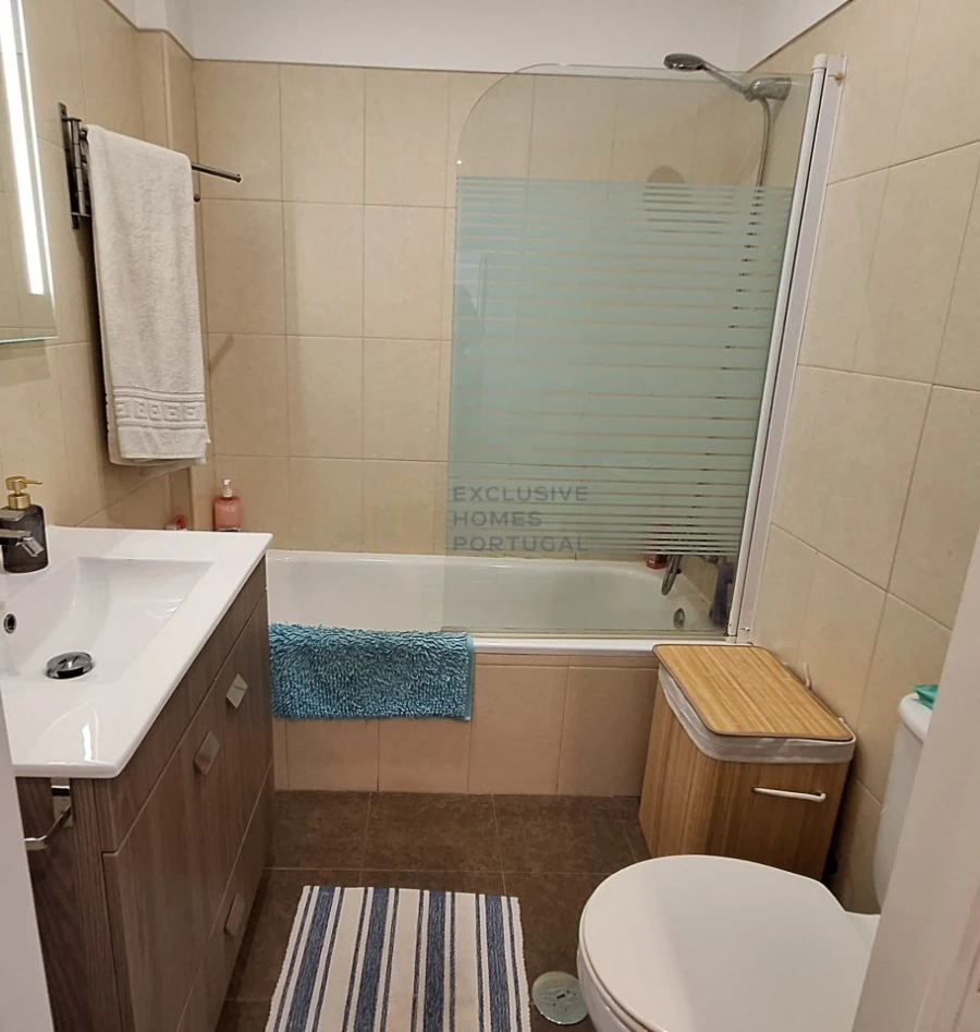 Apartamento T2 para Venda em Carnaxide e Queijas Foto 27