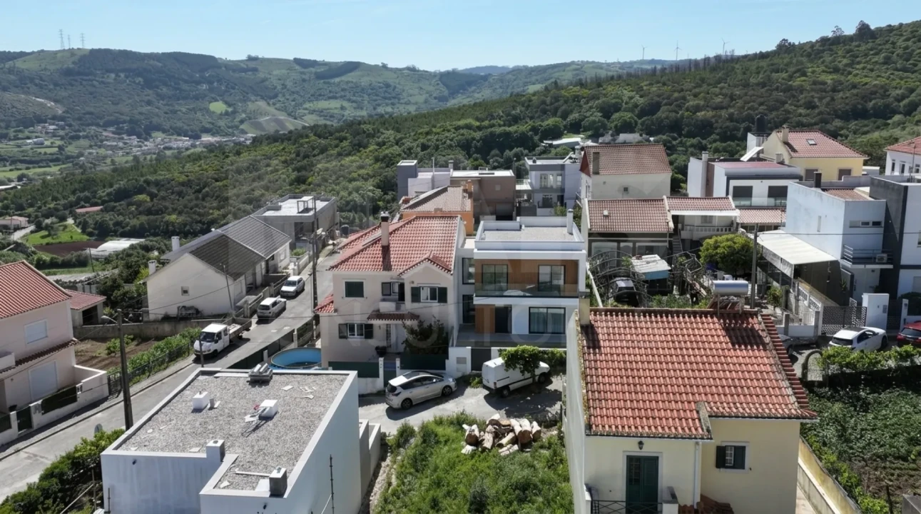 Terreno para Venda em Loures Foto 6