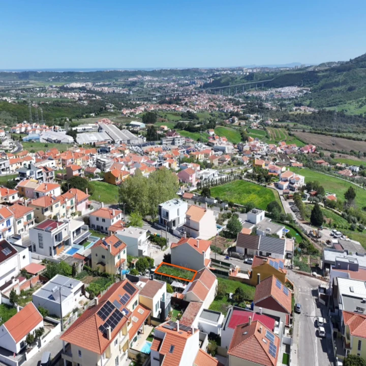 Terreno para Venda em Loures Foto 7