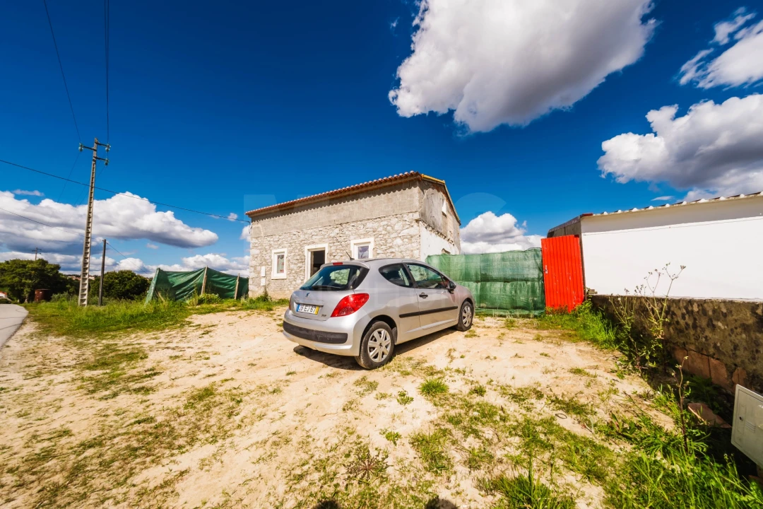 Moradia T1 para Venda em Rio Maior Foto 4