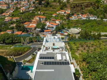 Apartamento T6 para Venda em Funchal (São Pedro)