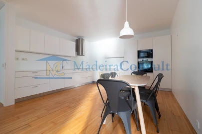 Moradia T3 para Venda em São Martinho