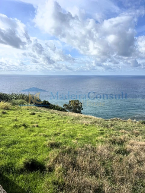 Terreno para Venda em Calheta