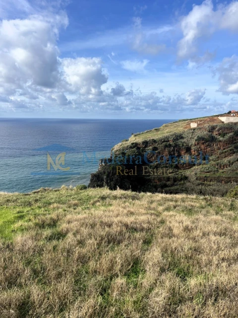 Terreno para Venda em Calheta