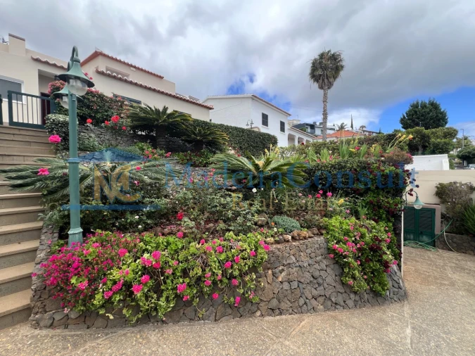 Moradia T4 para Venda em Caniço Foto 23