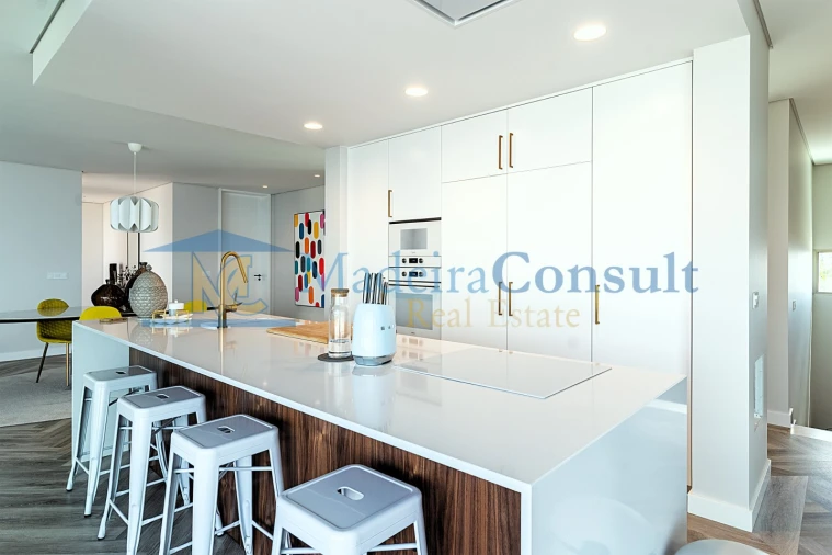 Moradia T2 para Venda em Calheta Foto 5