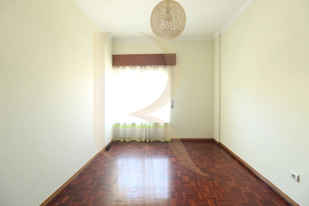 Apartamento T2 para Venda em Amora Foto 7