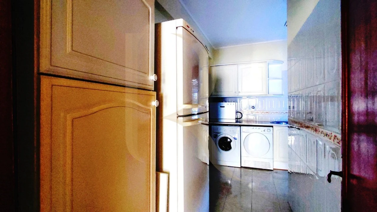 Apartamento T2 para Venda em Amora Foto 6