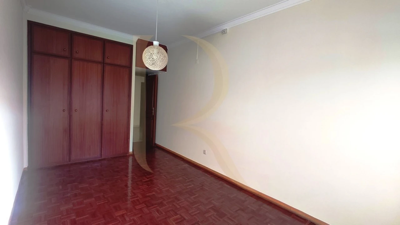 Apartamento T2 para Venda em Amora Foto 14