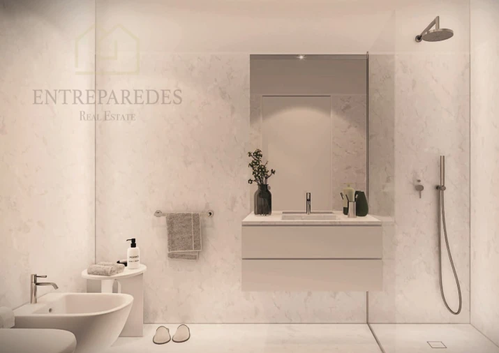 Apartamento T4 para Venda em Arcozelo Foto 7