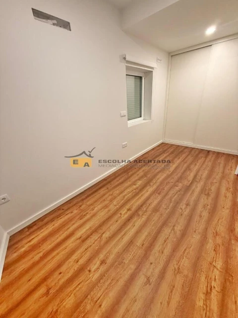 Apartamento T2 para Venda em Gondomar (São Cosme), Valbom e Jovim