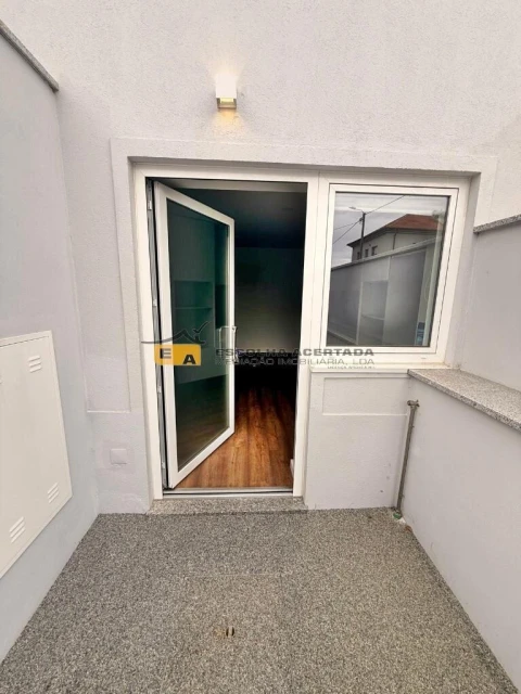 Apartamento T2 para Venda em Gondomar (São Cosme), Valbom e Jovim
