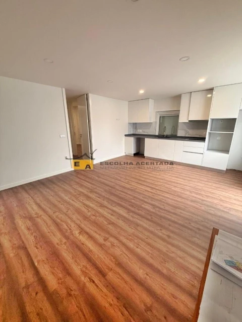 Apartamento T2 para Venda em Gondomar (São Cosme), Valbom e Jovim