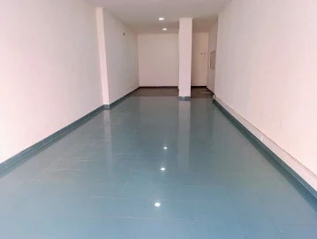 Loja para Arrendamento em Campolide