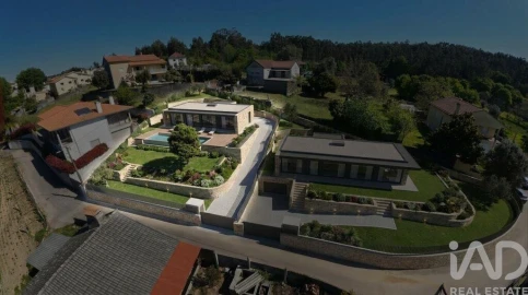 Terreno para Venda em Rebordões (Santa Maria)