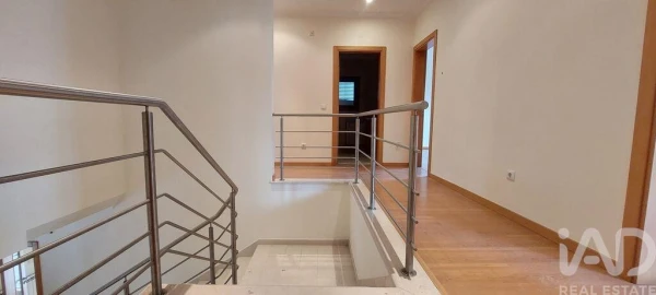 Moradia T5 para Venda em Arrimal e Mendiga