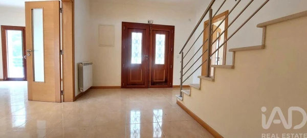 Moradia T5 para Venda em Arrimal e Mendiga