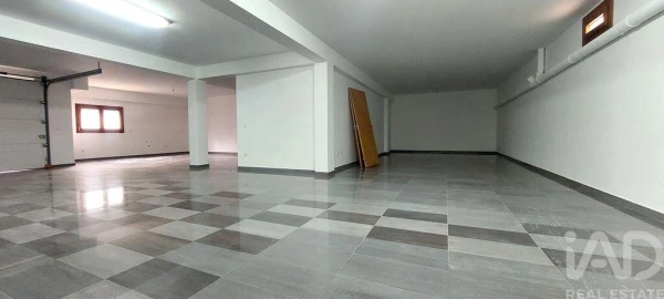 Moradia T5 para Venda em Arrimal e Mendiga