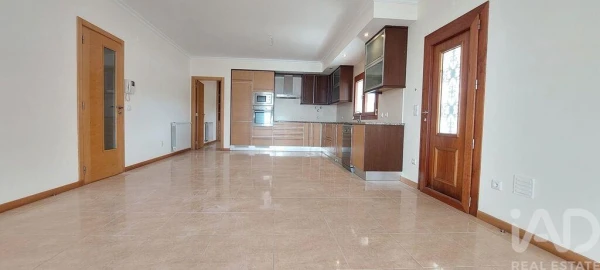 Moradia T5 para Venda em Arrimal e Mendiga