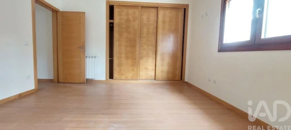 Moradia T5 para Venda em Arrimal e Mendiga