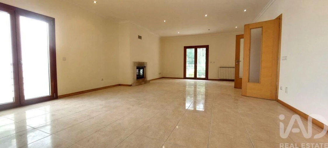 Moradia T5 para Venda em Arrimal e Mendiga Foto 3