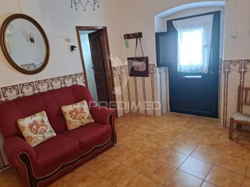 Moradia T1 para Venda em Pias