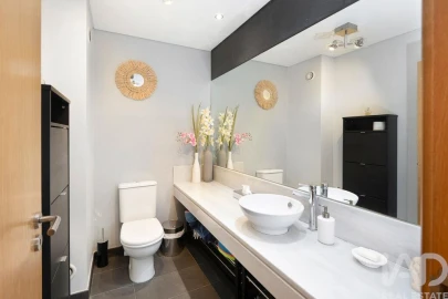 Moradia T4 para Arrendamento em Barcarena